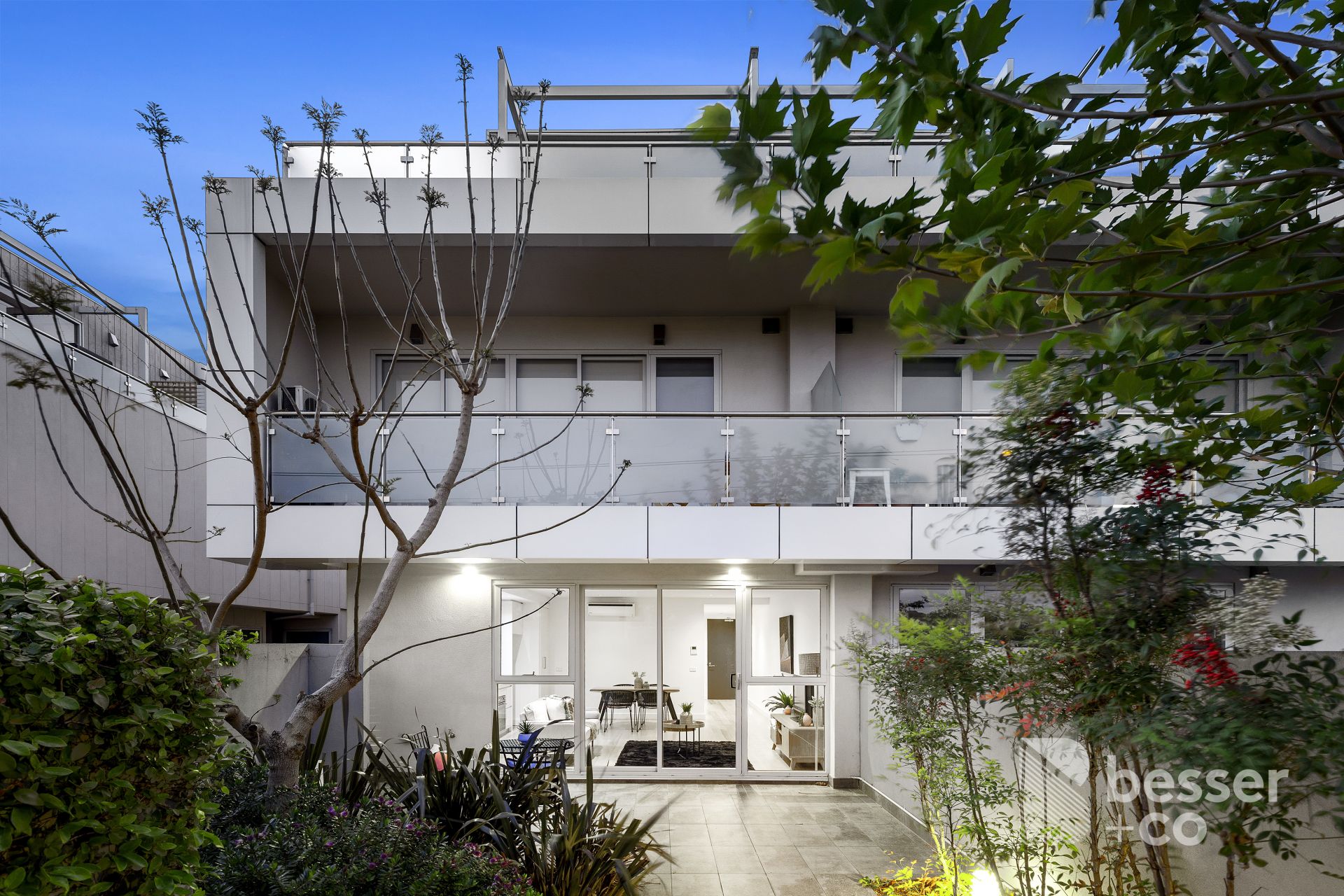 2/462 Hawthorn Road, Caulfield South - Thumbnail 2