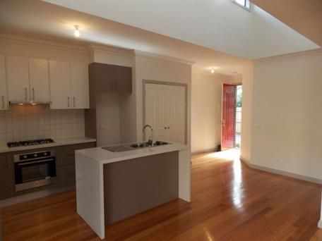 Contemporary Style Living