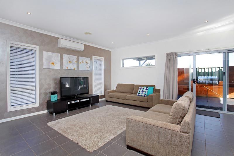 21 Asthima Way, Caroline Springs - Thumbnail 6
