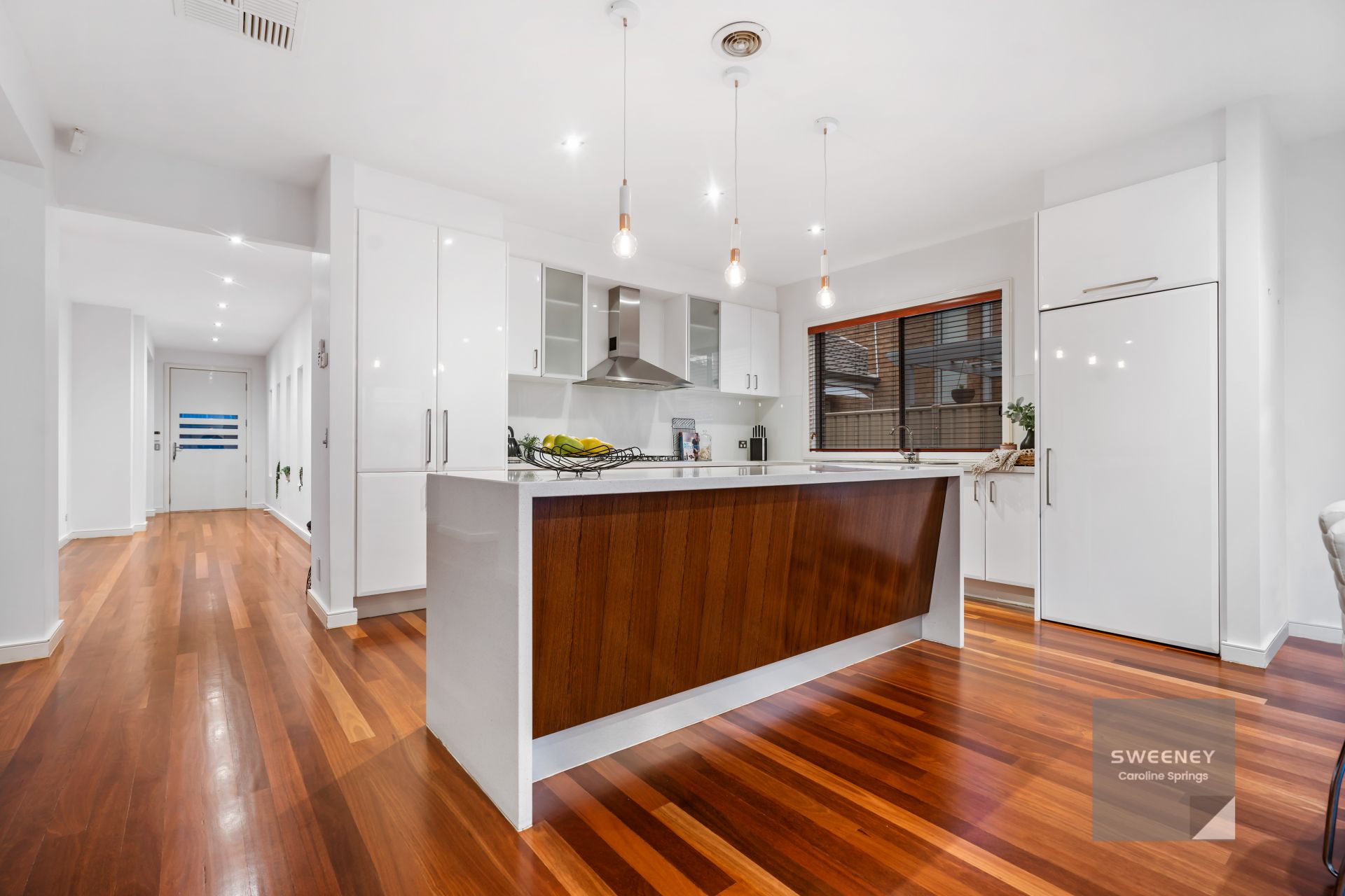 12 Fairbairn Way, Caroline Springs - Thumbnail 4