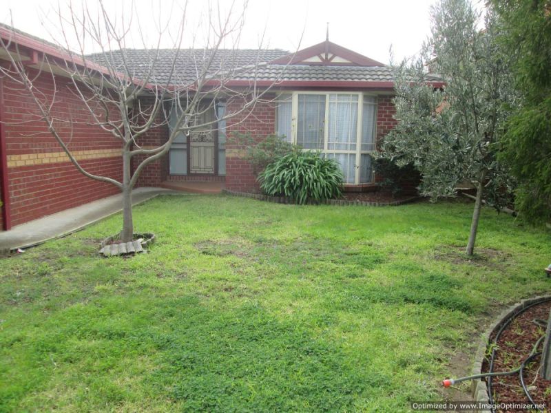 19 MacNeil Drive, ALTONA MEADOWS Sweeney Estate Agents
