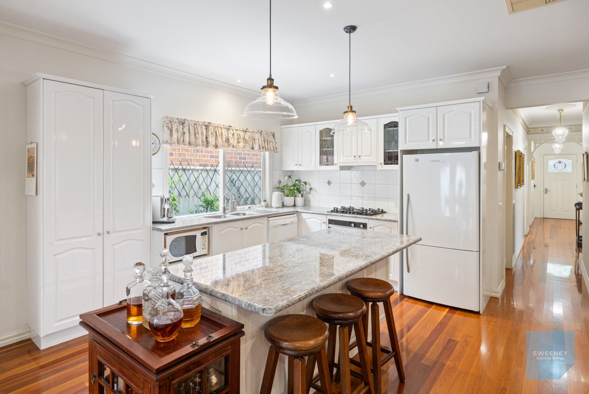 27 Edgbaston Parade, Caroline Springs - Thumbnail 4
