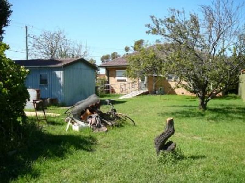 103 Grieve Parade, Altona - Thumbnail 3