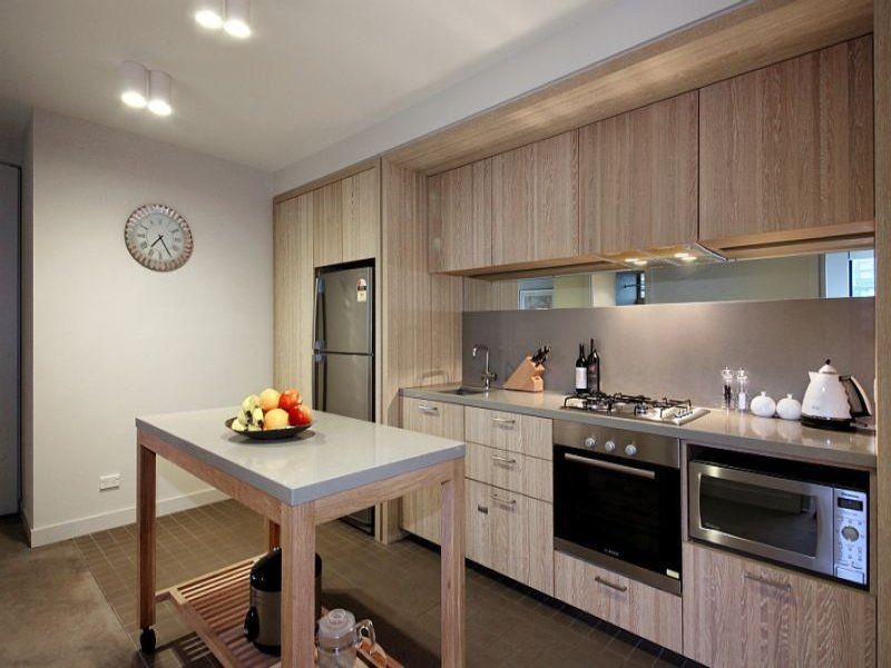 1702/50 Claremont Street, South Yarra - Thumbnail 4