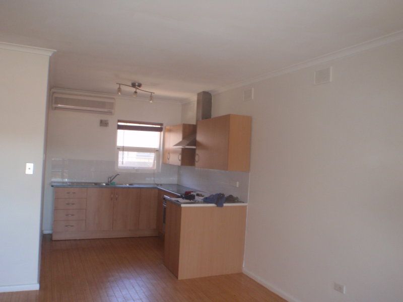 7/10 Jeffrey Street Brooklyn Park 5032