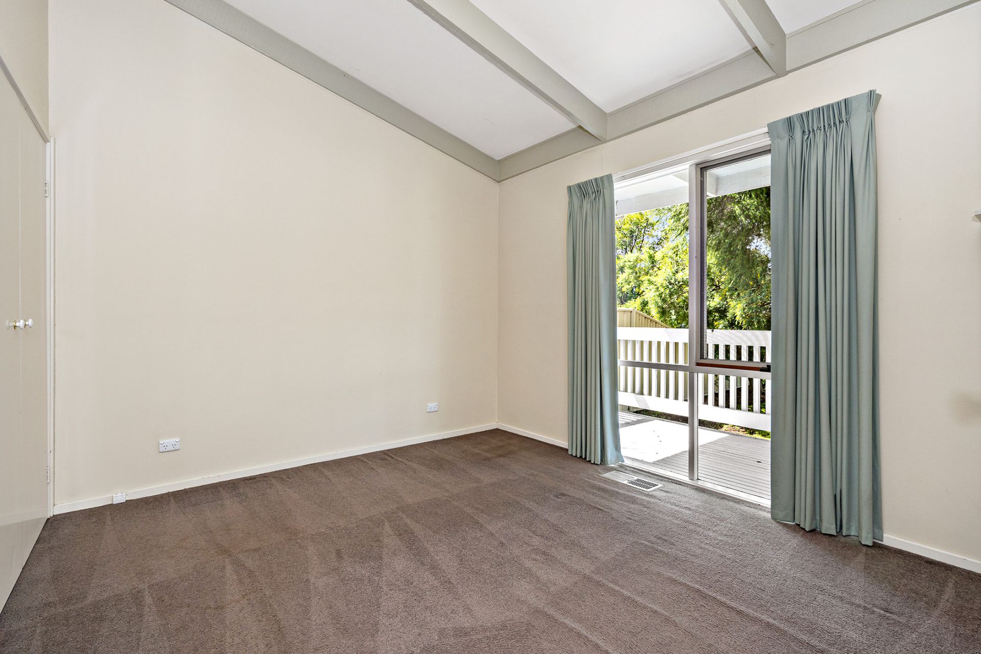 Real Estate For Lease 43 Raglan Street Wallan , VIC