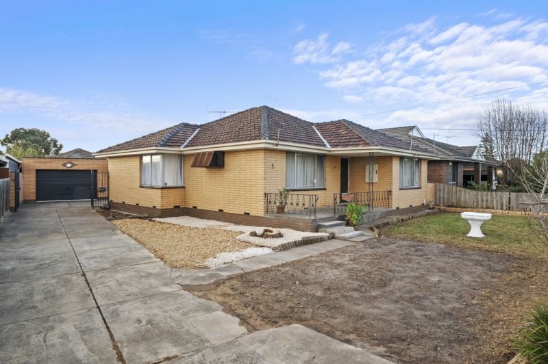 1 Ruthven Crescent, Lalor