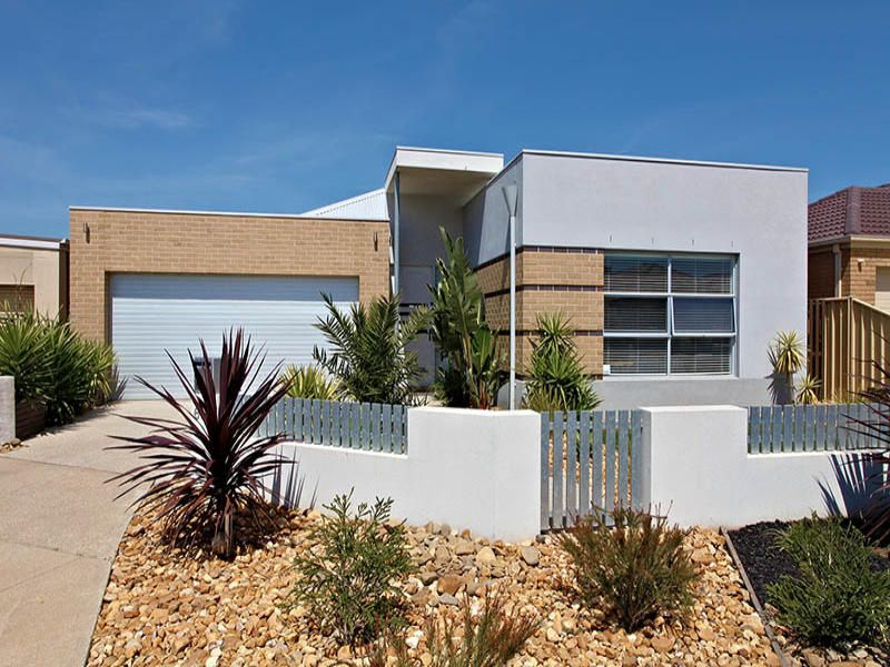 6 Jells Place, Caroline Springs - Thumbnail 2