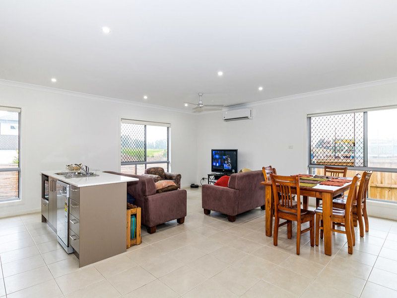 Colebee 39 Oakhill Crescent