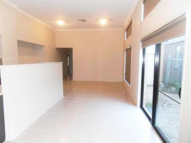 MODERN LIVING AT ITS BEST!  ***OPEN FOR INSPECTION SATURDAY 29TH JUNE @ 10:30-10:45AM***