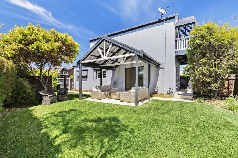 Real Estate For Sale 14 Fishermans Way Mornington , VIC