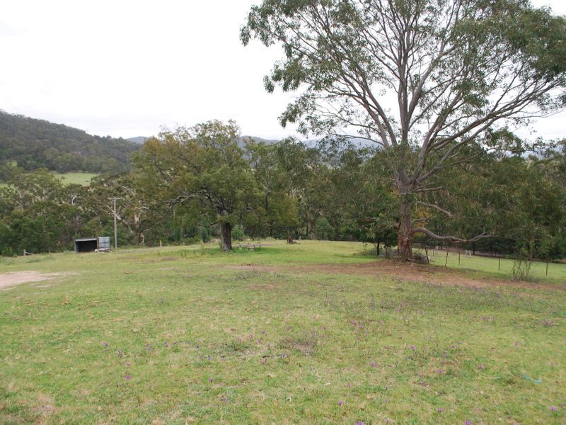 25 New Buildings Road, New Buildings