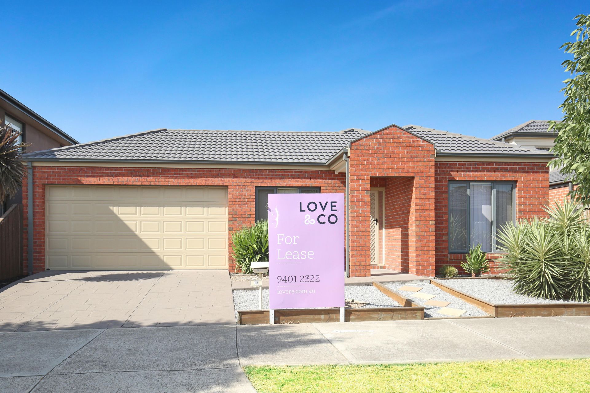 IDEALLY LOCATED FAMILY HOME!