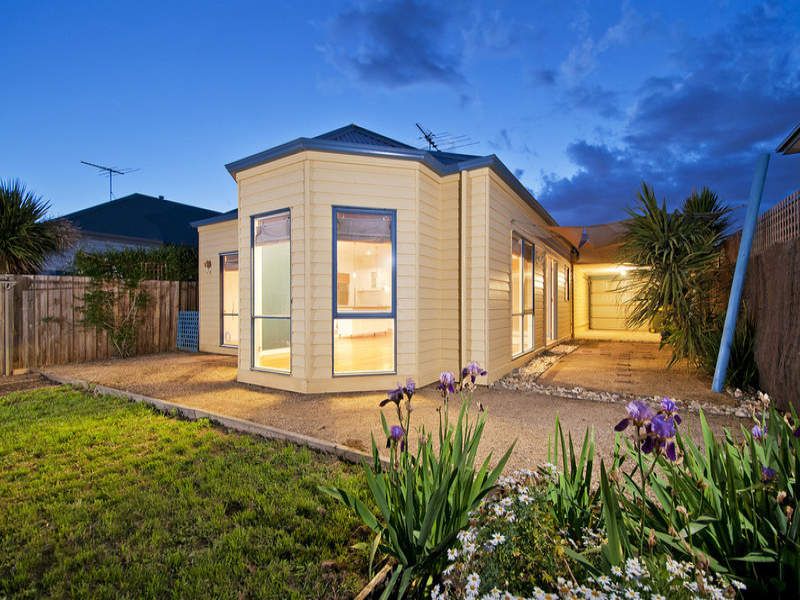 6 Dorrington Street, Point Cook - Thumbnail 8