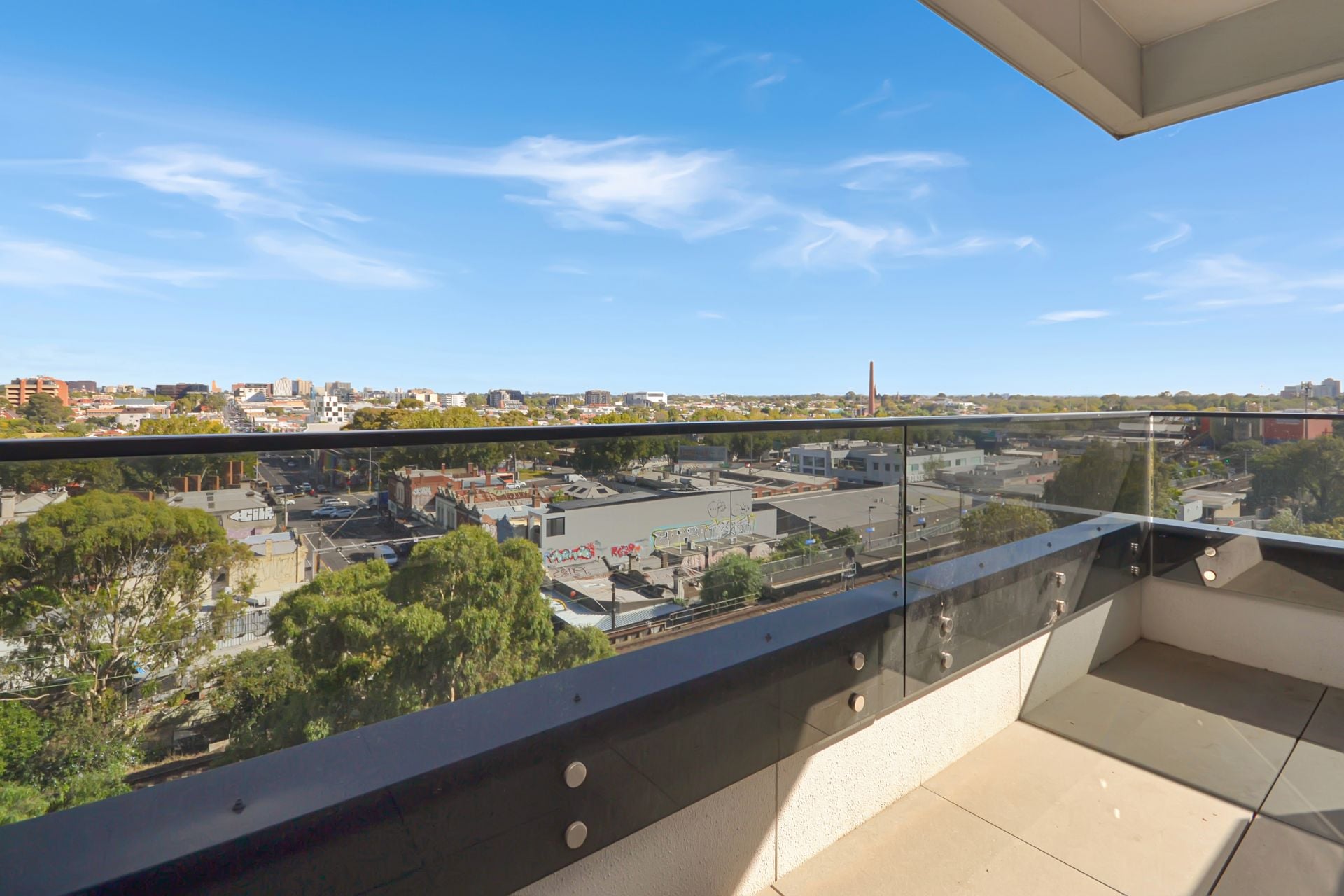 Inner-city boutique living