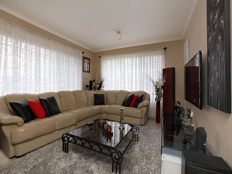 17 Tomkin Court, Altona Meadows - Thumbnail 3