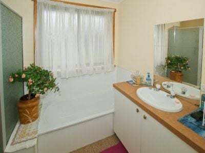 2
 
 
 
  
 
 
 1
 
 
 
  
 
 
 2
 
 
 
 
 
 
 
 31 Victoria Street, DEVONPORT TAS 7310, Devonport - Thumbnail 7