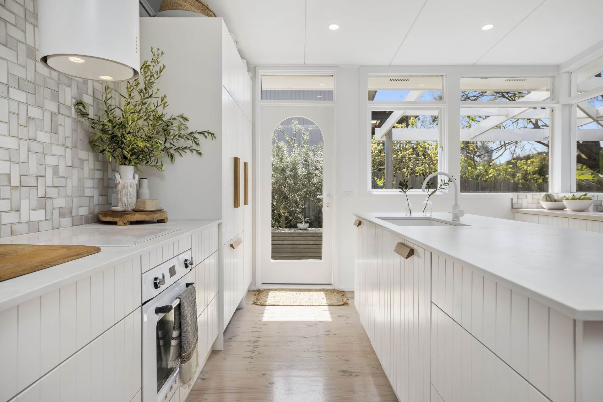 8 Hall Street, Flinders Kay & Burton