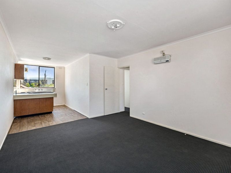 15/745 Barkly Street, West Footscray - Thumbnail 4