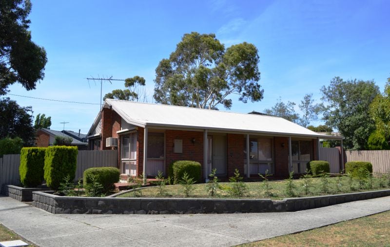 2 Dransfield Way, Epping