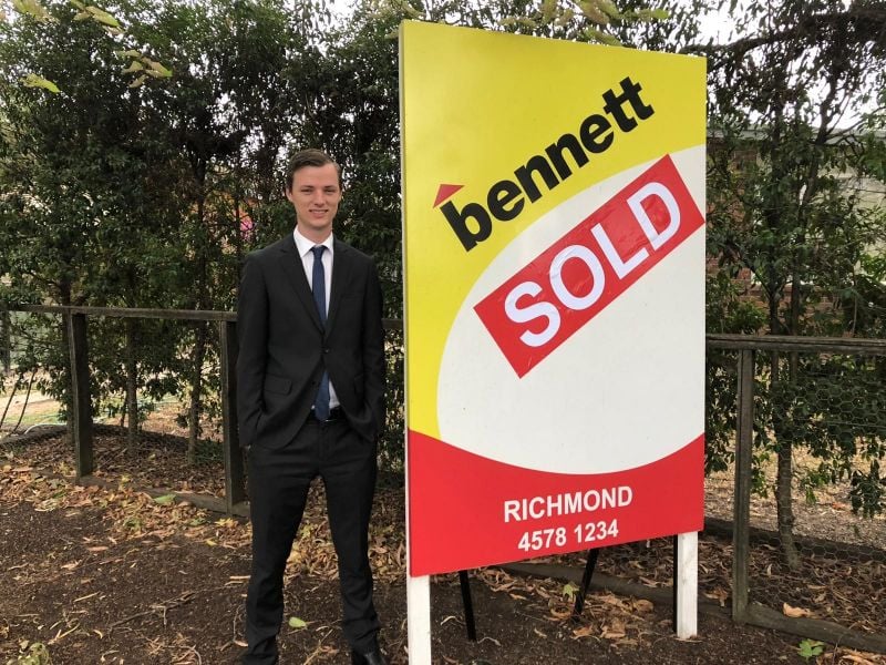 1 Sardonyx Avenue, Richmond - Thumbnail 2