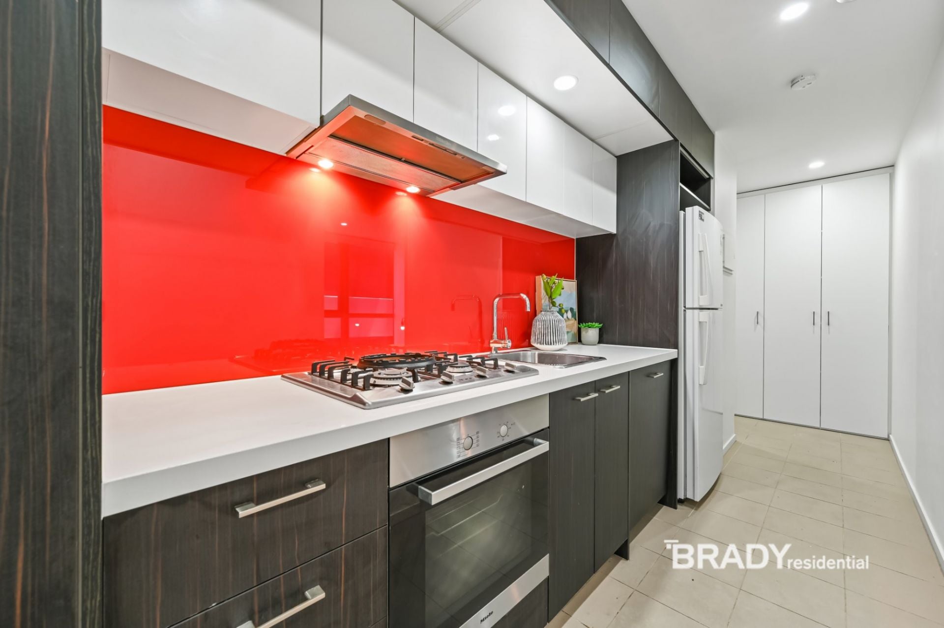 3206/5 Sutherland Street Melbourne VIC, Melbourne - Thumbnail 4