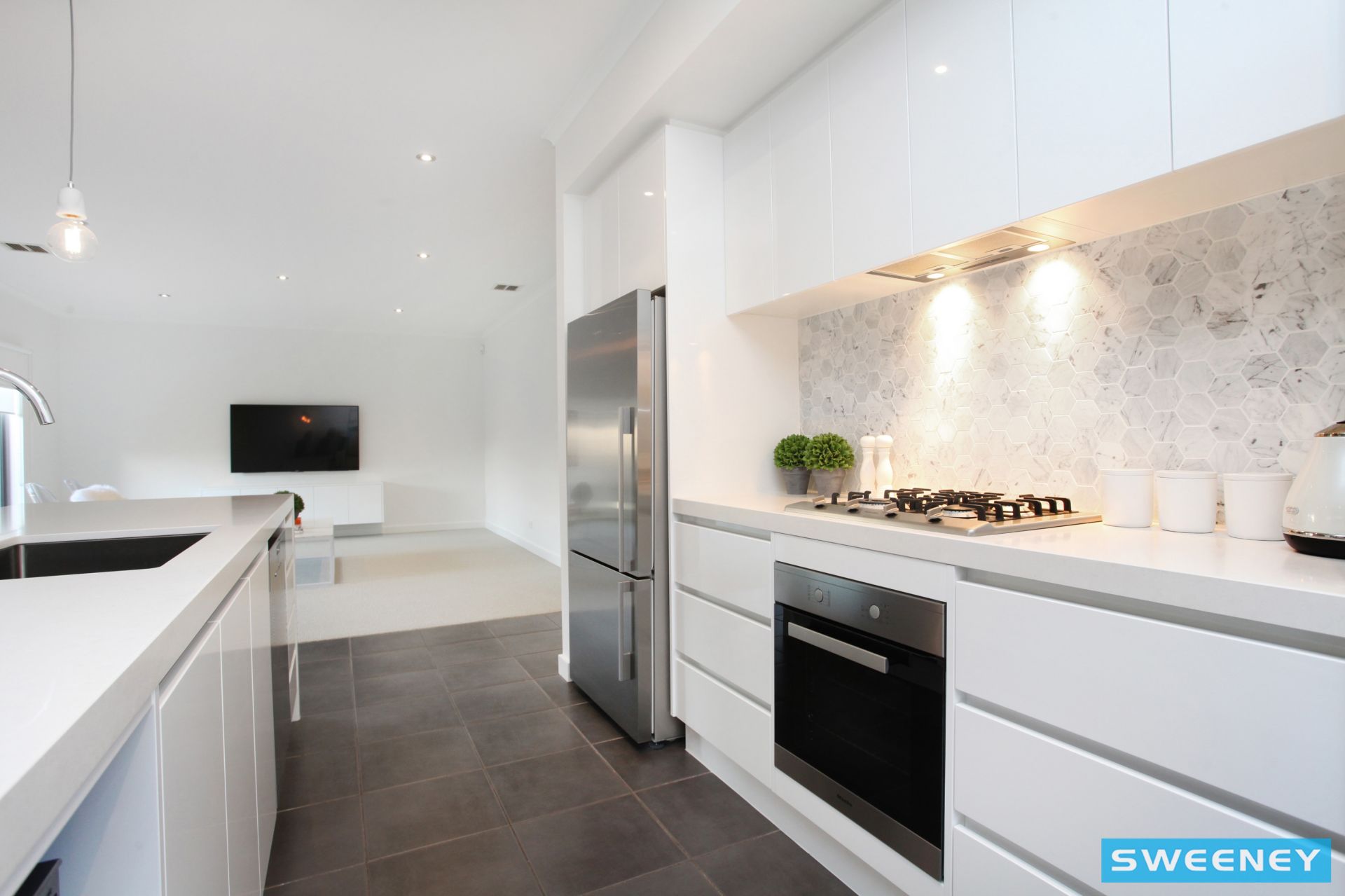 4 Bunyip Walk, Caroline Springs - Thumbnail 7