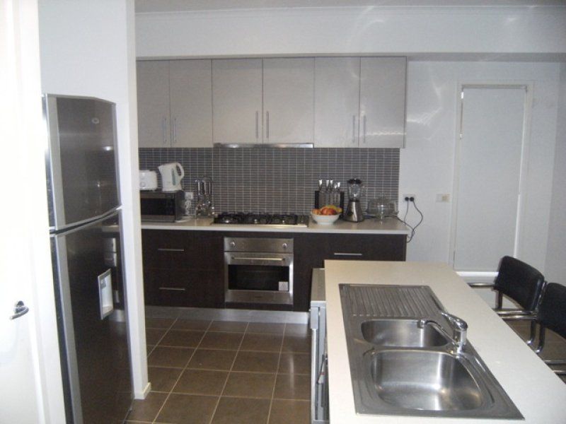 9 Beacon Lane, Caroline Springs - Thumbnail 3