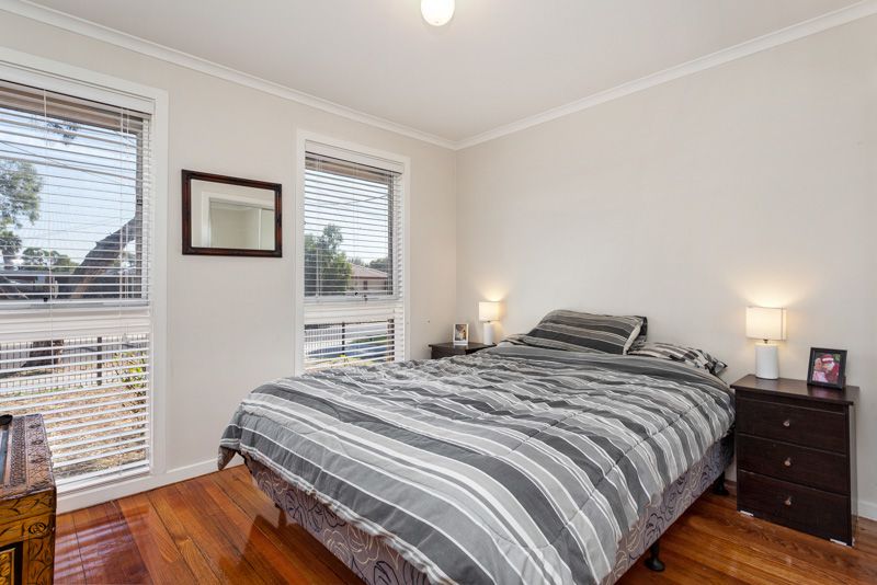 2 Laird Drive, Altona Meadows - Thumbnail 8