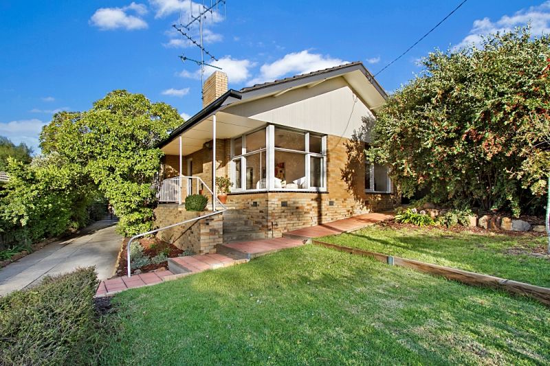 10 Leigh Avenue, Kennington DCK Real Estate