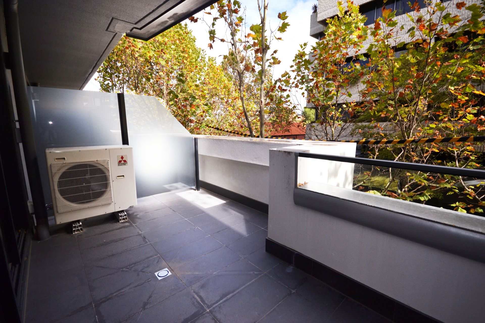 EXQUISITE ELEGANCE IN THE HEART OF SOUTH YARRA