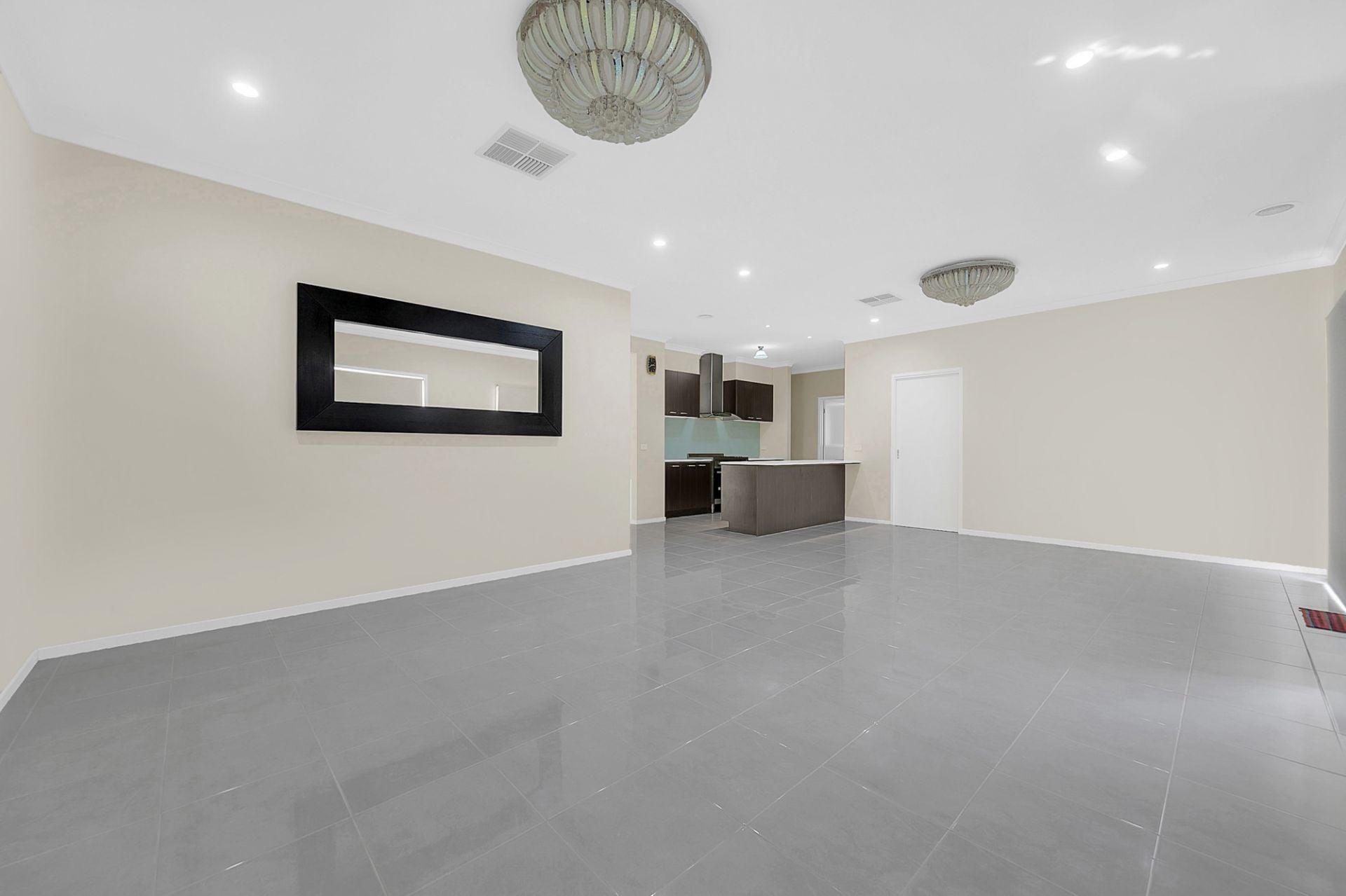 Stunning 3-Bedroom & Rumpus & Study Family Home in Epping – Spacious and Secure Living!