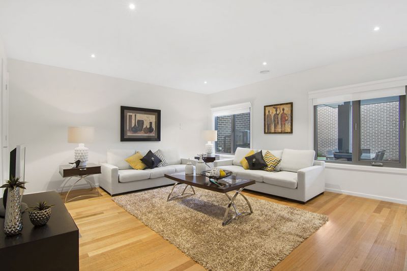 2/47 Durham Road, Surrey Hills - Thumbnail 2