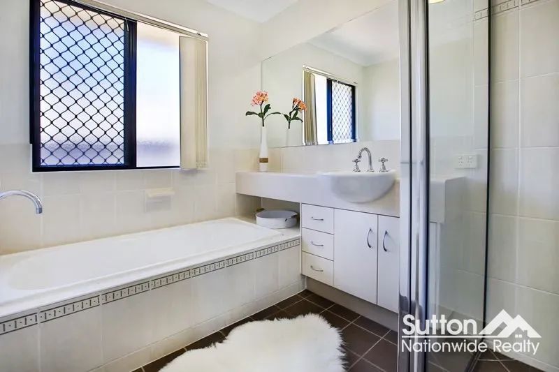 11 Eshelby Street, Bushland Beach, Bushland Beach - Thumbnail 6