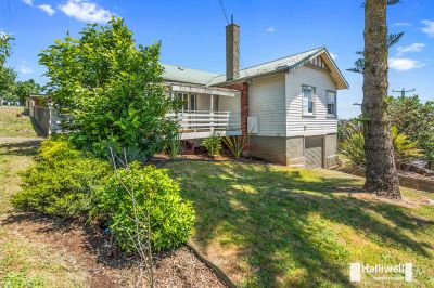 3
 
 
 
  
 
 
 1
 
 
 
  
 
 
 2
 
 
 
 
 
 
 
 54 Appledore Street, Miandetta TAS 7310, Miandetta - Thumbnail 3