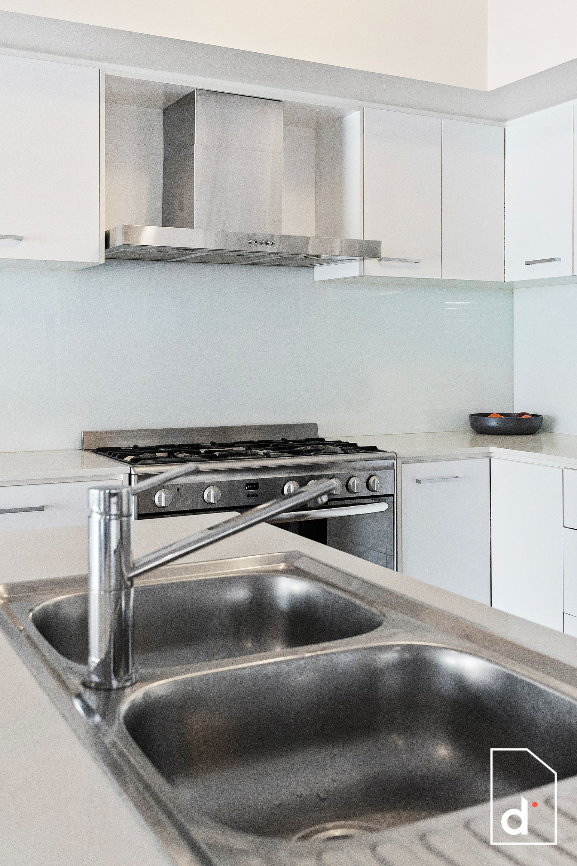 9 Hoffman Street, Thirroul NSW