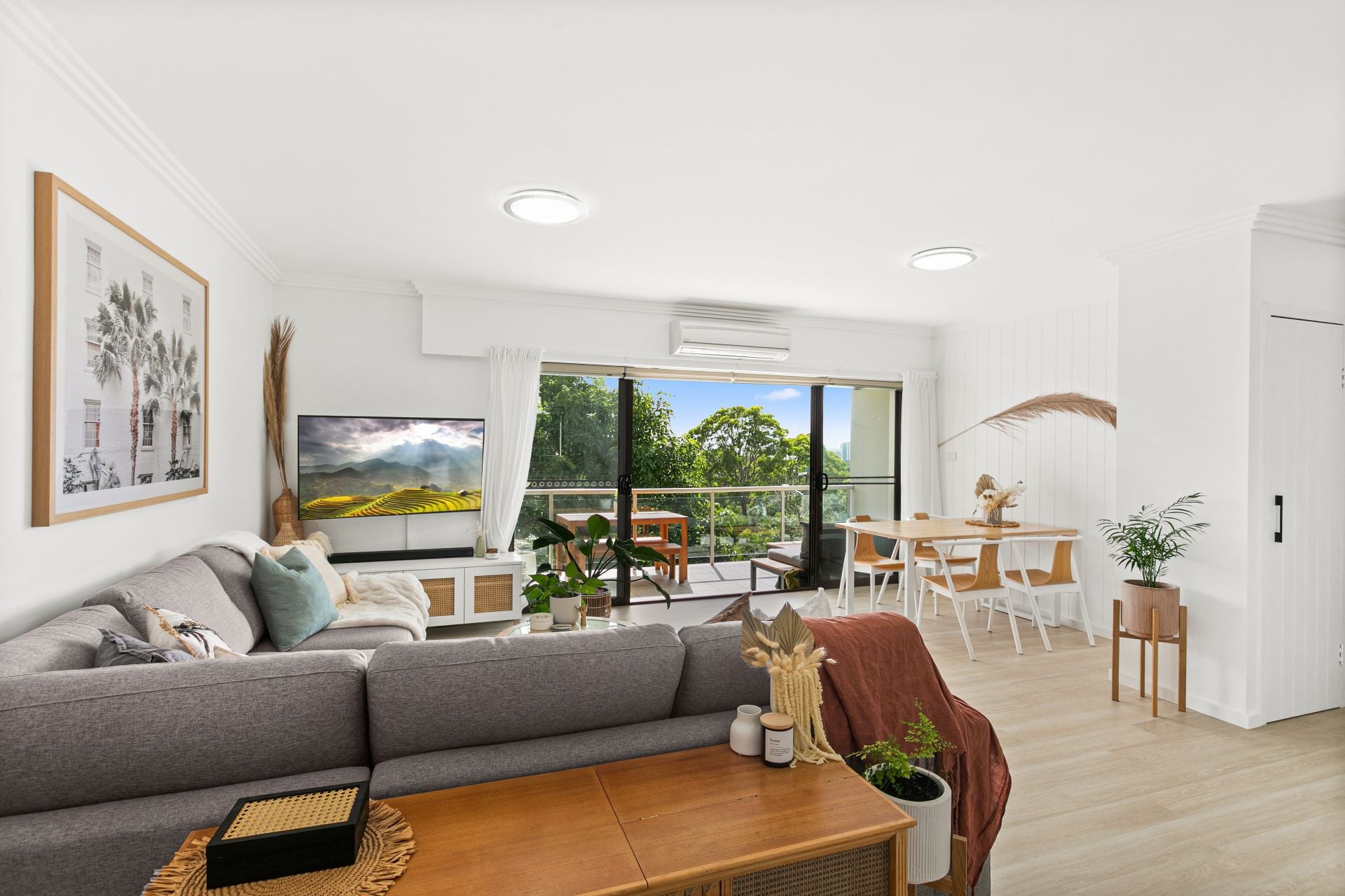 29/6-8 Banksia Road Caringbah NSW, Caringbah - Image 1