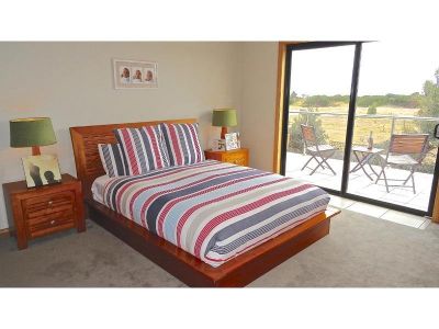 10 Lethborg Avenue, TURNERS BEACH, Turners Beach - Thumbnail 7