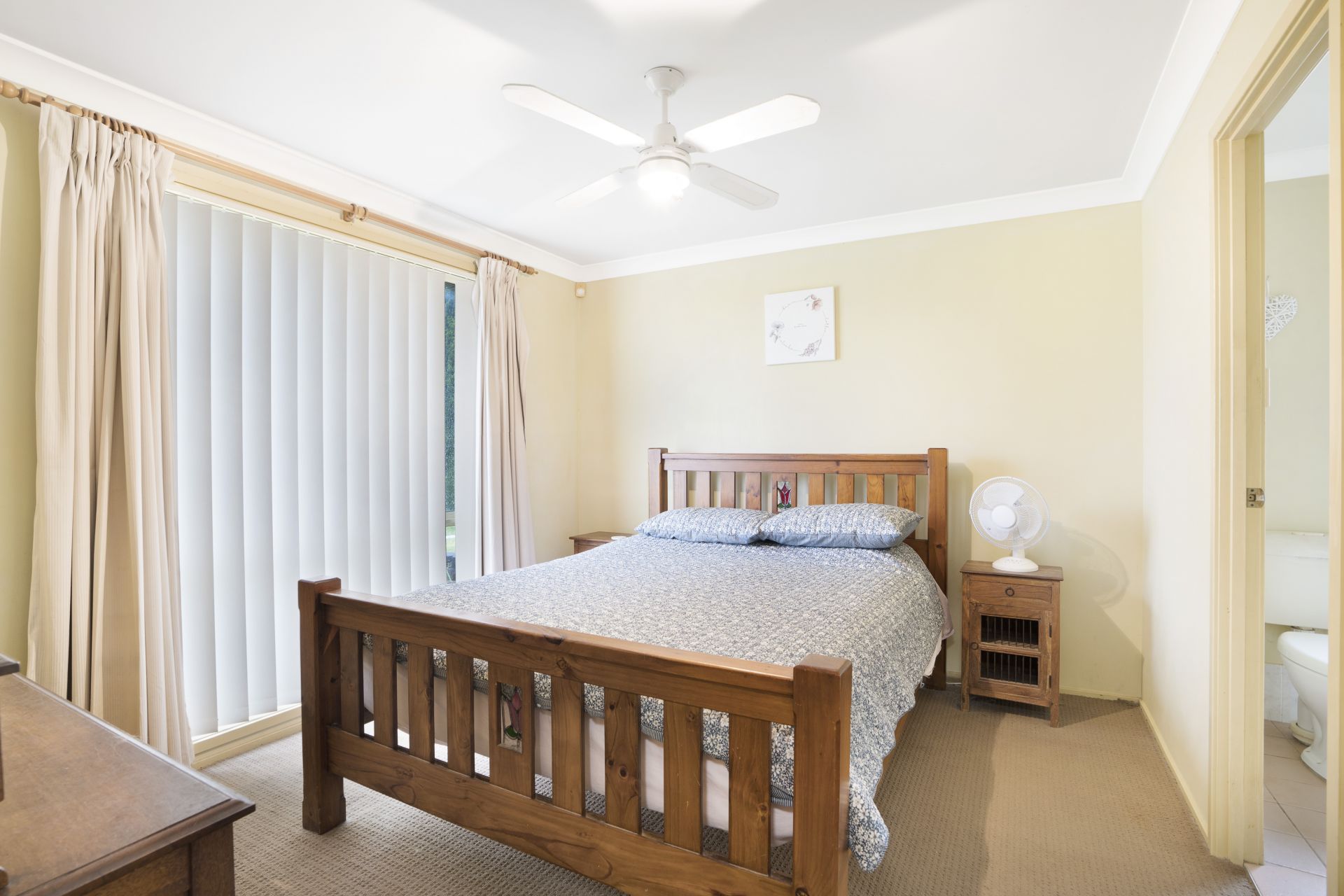 Real Estate For Sale 184 Warnervale Road Hamlyn Terrace , NSW