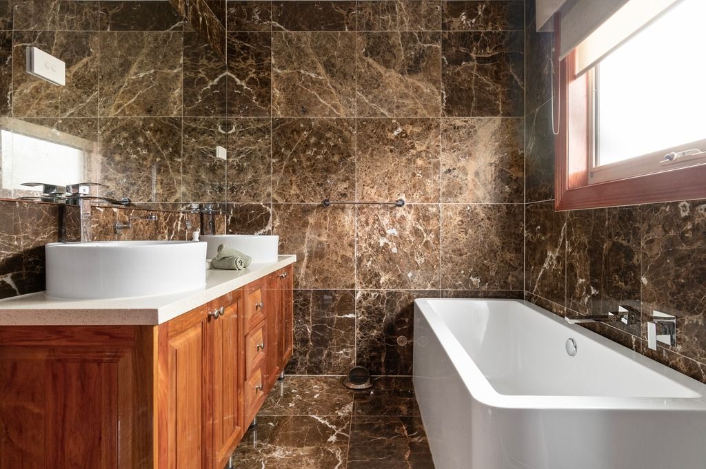 Stunning 3-Bedroom Unit in Vibrant Coburg North