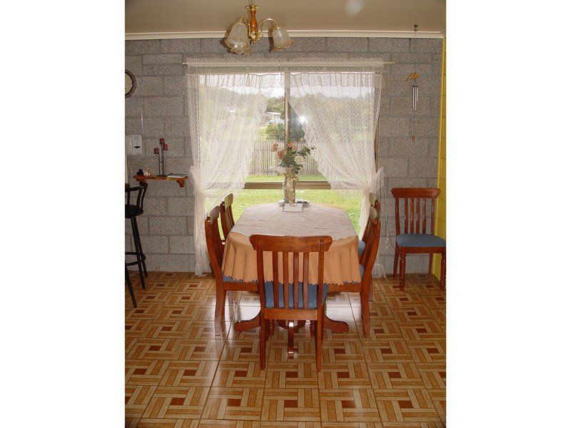 12 Parsons Drive, ACACIA HILLS, Acacia Hills - Thumbnail 4