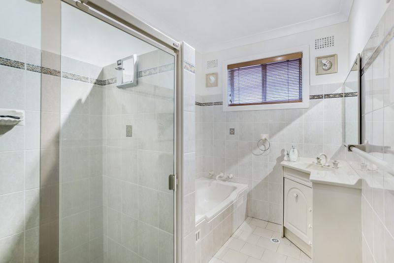 Real Estate For Sale 15 Girvan Crescent Corrimal , NSW