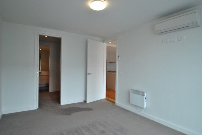301/77 Nott Street, Port Melbourne - Thumbnail 6