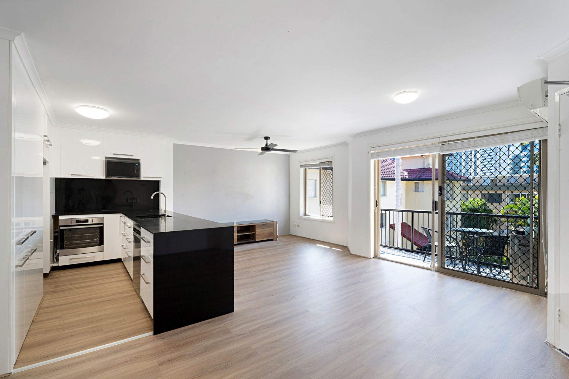 34/49-53 Peninsular Drive, Surfers Paradise - Thumbnail 5