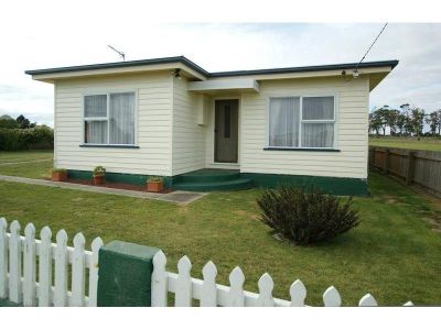 13 Wesley Vale Road, WESLEY VALE, Wesley Vale - Thumbnail 2