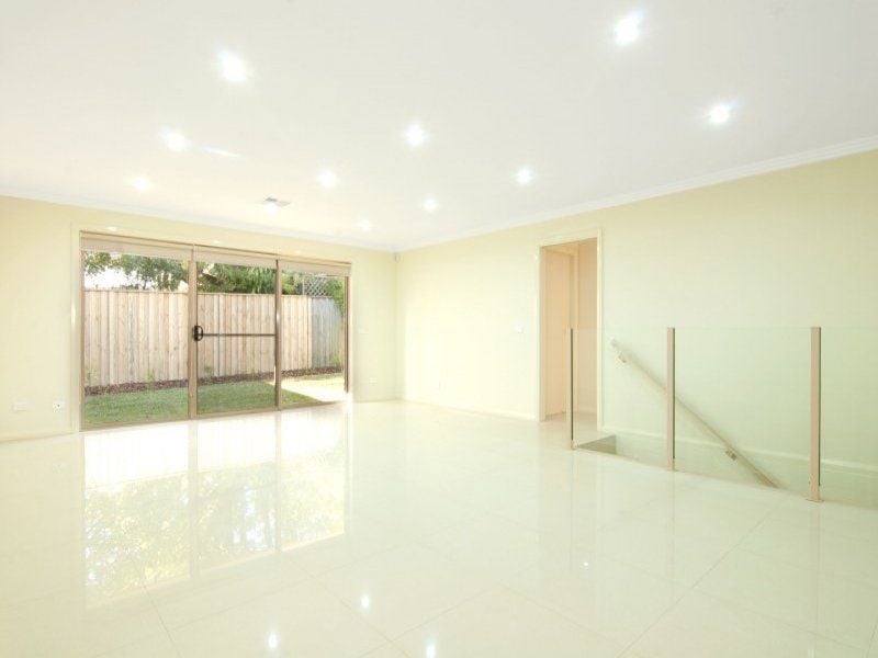 4/6 Martin Place, Dural - Thumbnail 4