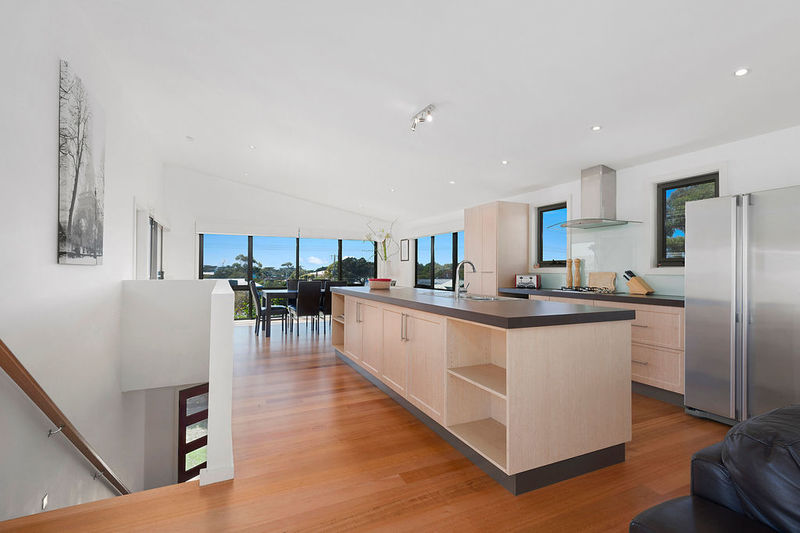 111 McLachlan Street, Apollo Bay, VIC, Apollo Bay - Thumbnail 3
