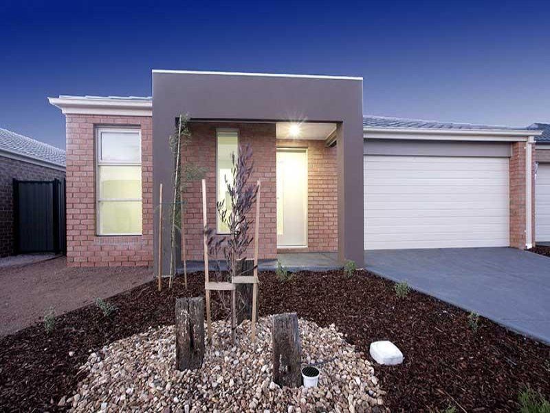 22 Palace Road, Point Cook - Thumbnail 2