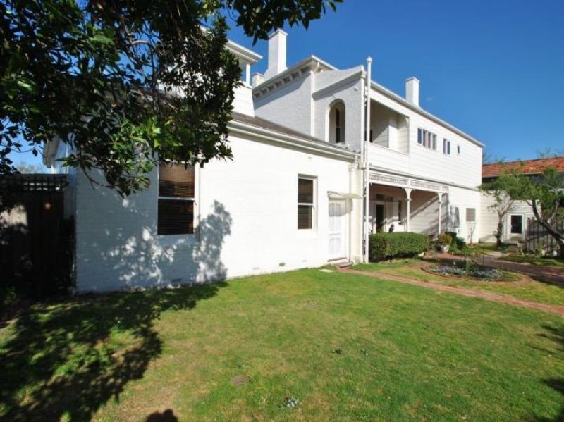2/161 Alma Road, St Kilda East - Thumbnail 2