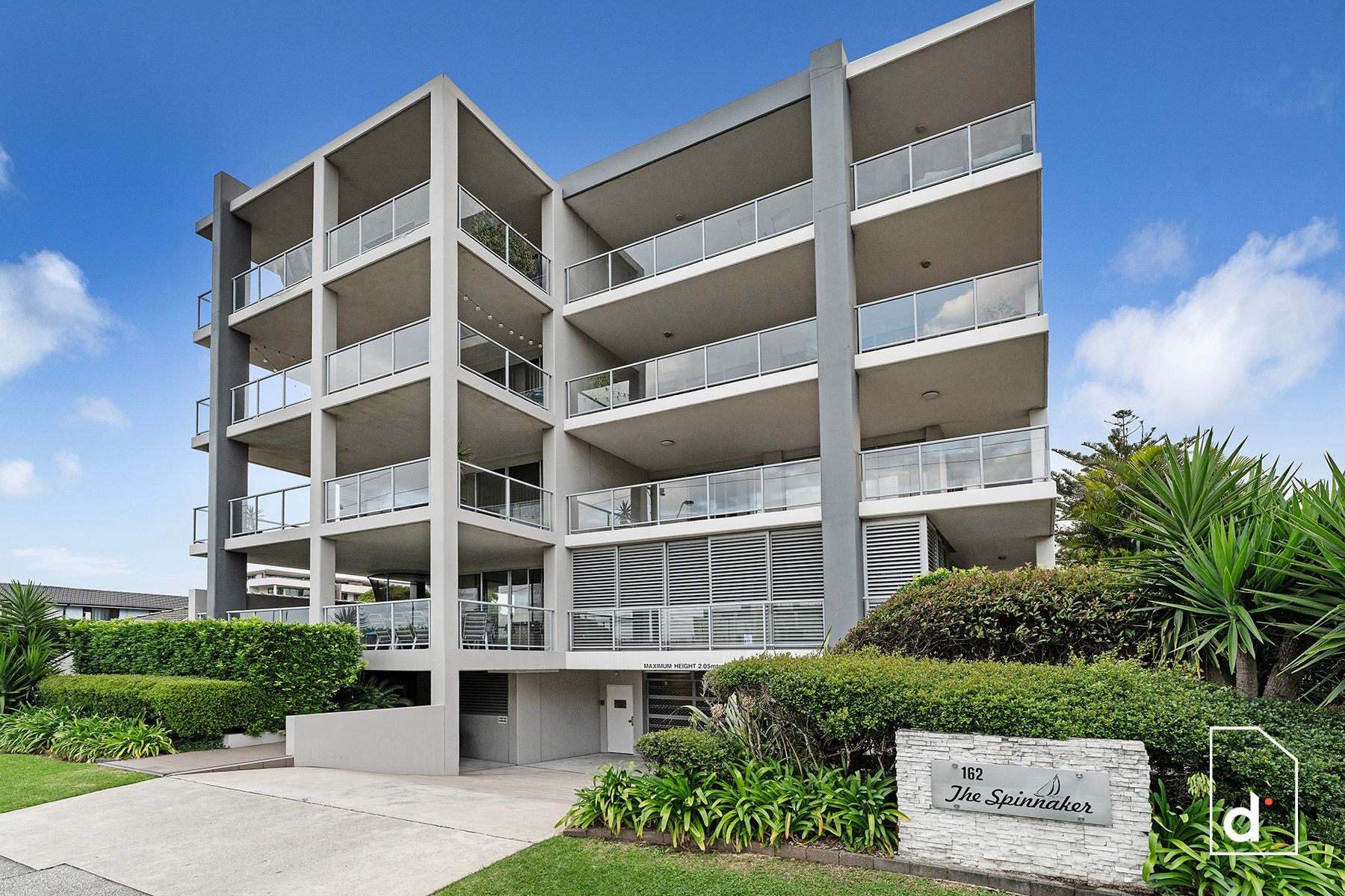Sold property 990000 for 2/162164 Corrimal Street Wollongong , NSW
